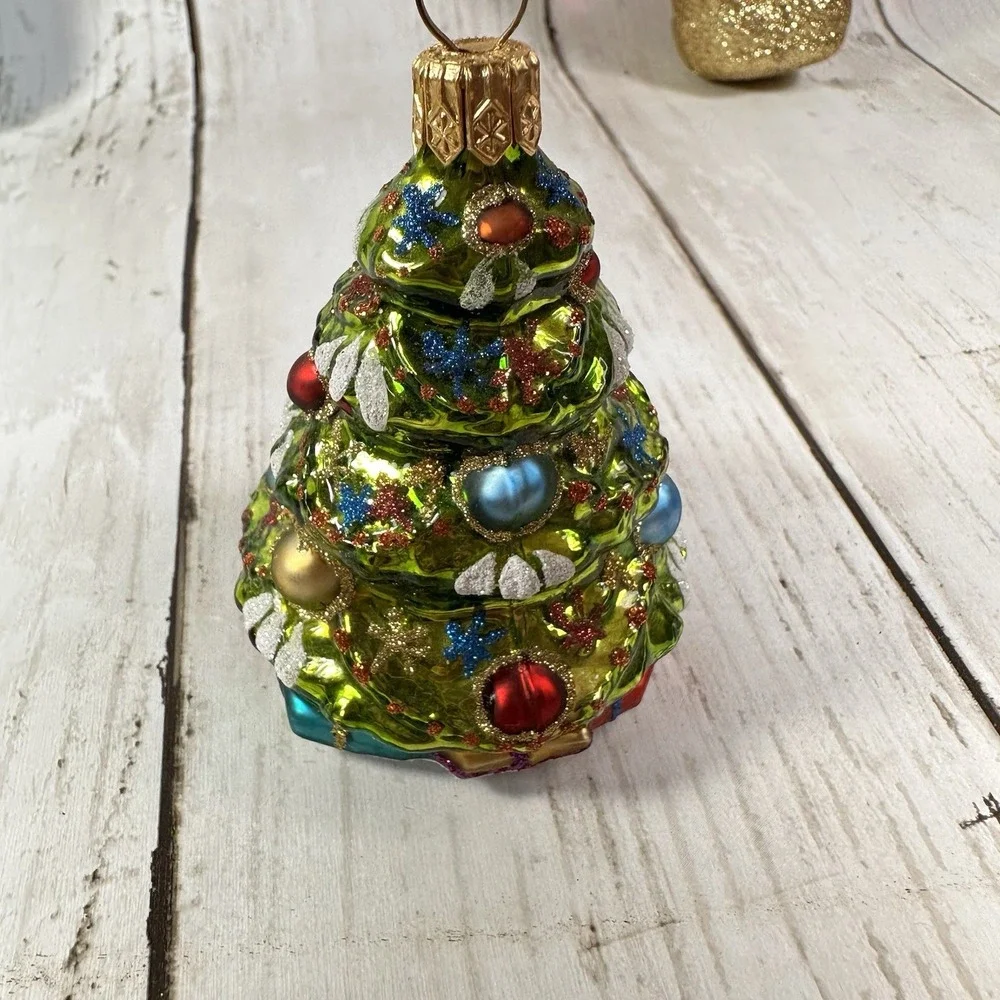 Christmas‎ Ornaments Lot Pink  Santa, Tree, Blue Seahorse, Large Indent Brown